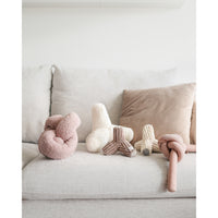O NOU | oversized play object with super squeakers
